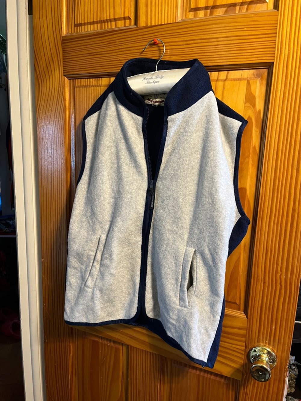 Carolyn Taylor Navy and White Fleece Vest Size XL